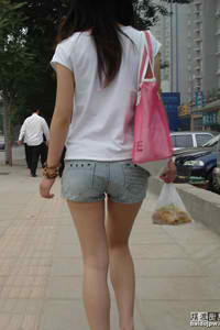 上司传递微热的夜晚这个是僵尸吗